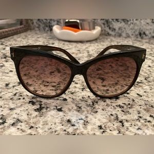 Tom Ford Saskia cat eye sunglasses